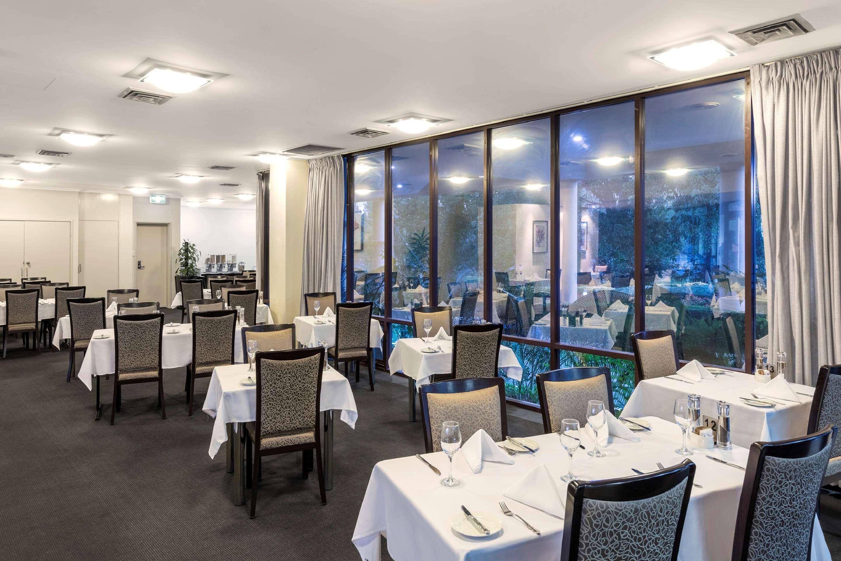 Garden City Hotel, Best Western Signature Collection Канберра Экстерьер фото