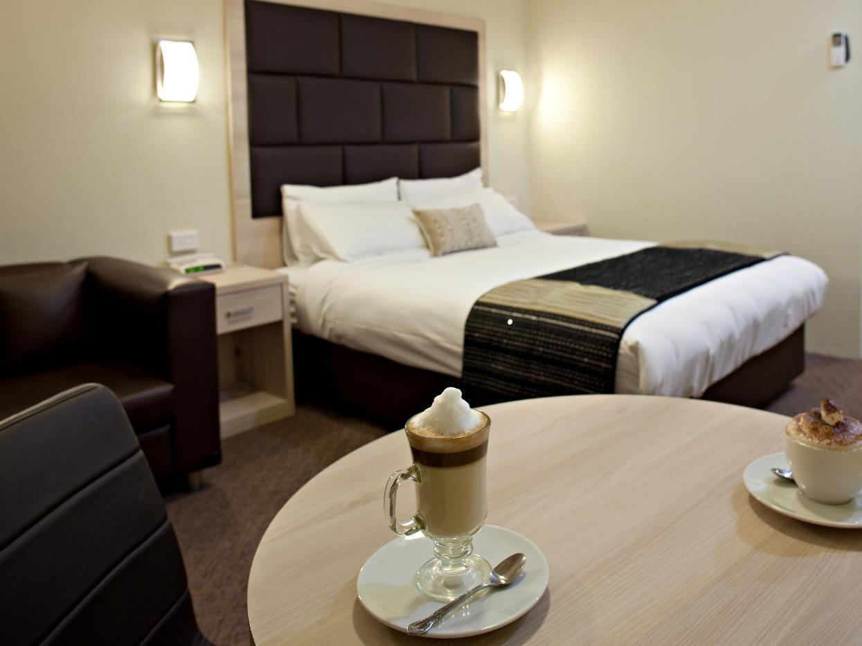 Garden City Hotel, Best Western Signature Collection Канберра Экстерьер фото